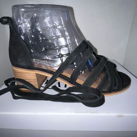 Steve Madden Women’s Size‎ 8.5 Revere Sandals Black Suede Strappy Block Heel - Picture 1 of 8